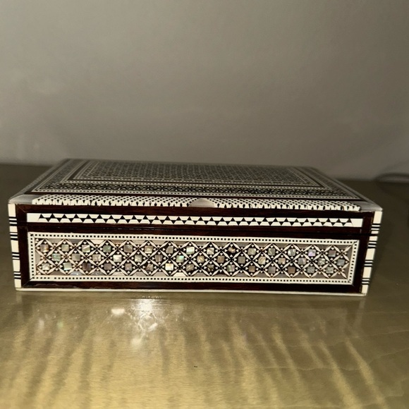 Moorish Handcrafted Middle Eastern Mosaic Inlaid Decorative Box - Picture 2 of 16